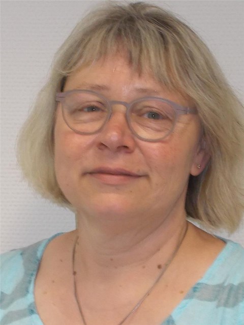 Porträt-Foto Silke Henne-Gemmel